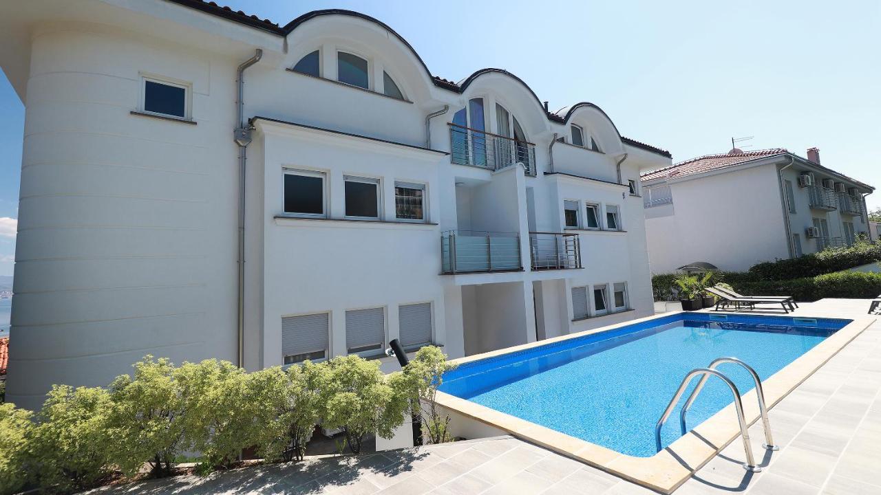 Sea View Apartment In อิตชิชี ภายนอก รูปภาพ