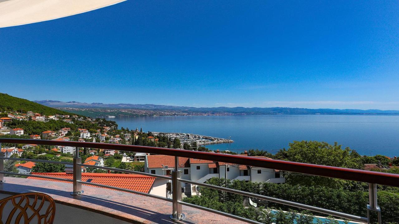 Sea View Apartment In อิตชิชี ภายนอก รูปภาพ